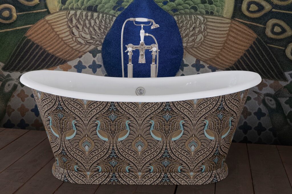 Maximalist trend moves into the bathroom