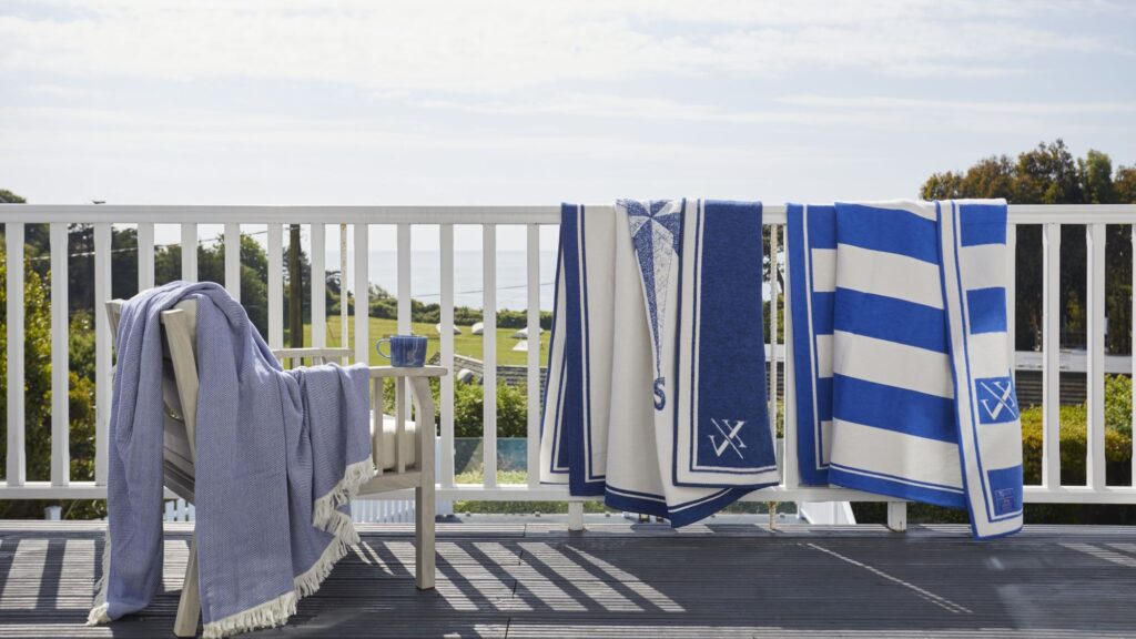 Indulge in Luxury: XV Stripes’ Oversized Blankets for Ultimate Comfort