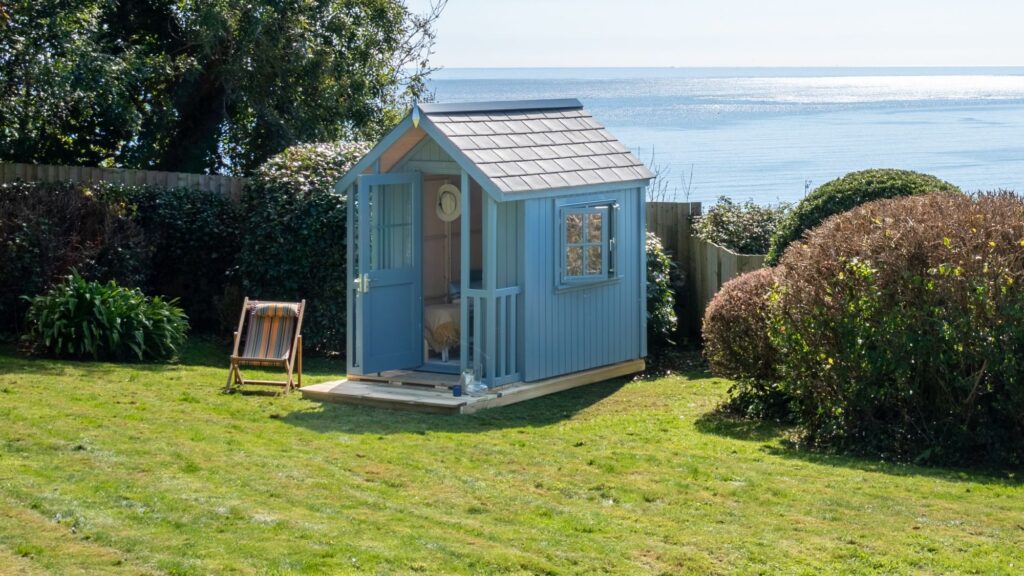 No Coast? No Problem! Get That Beach Hut Charm with the Southwold Shed