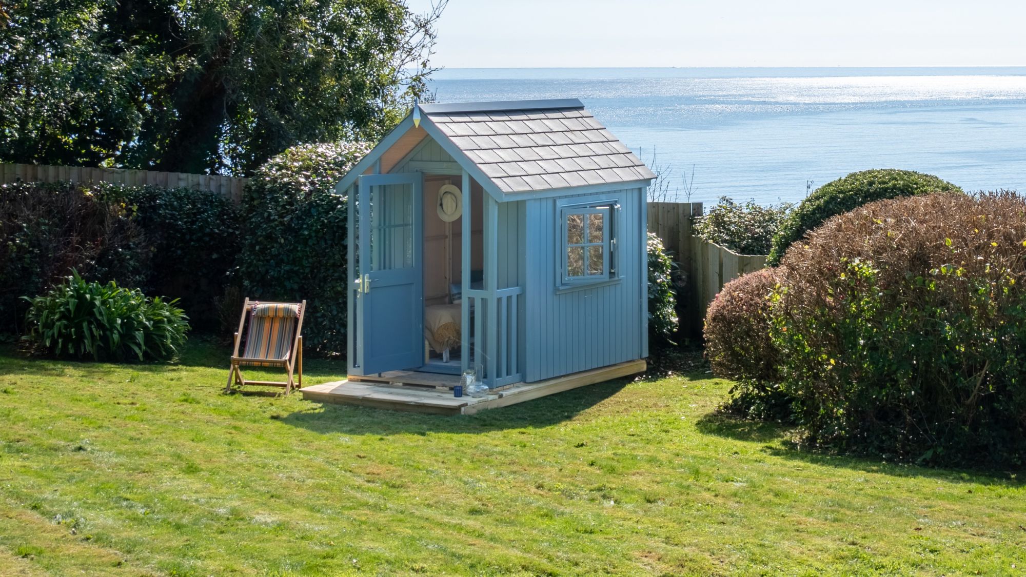 No Coast? No Problem! Get That Beach Hut Charm with the Southwold Shed