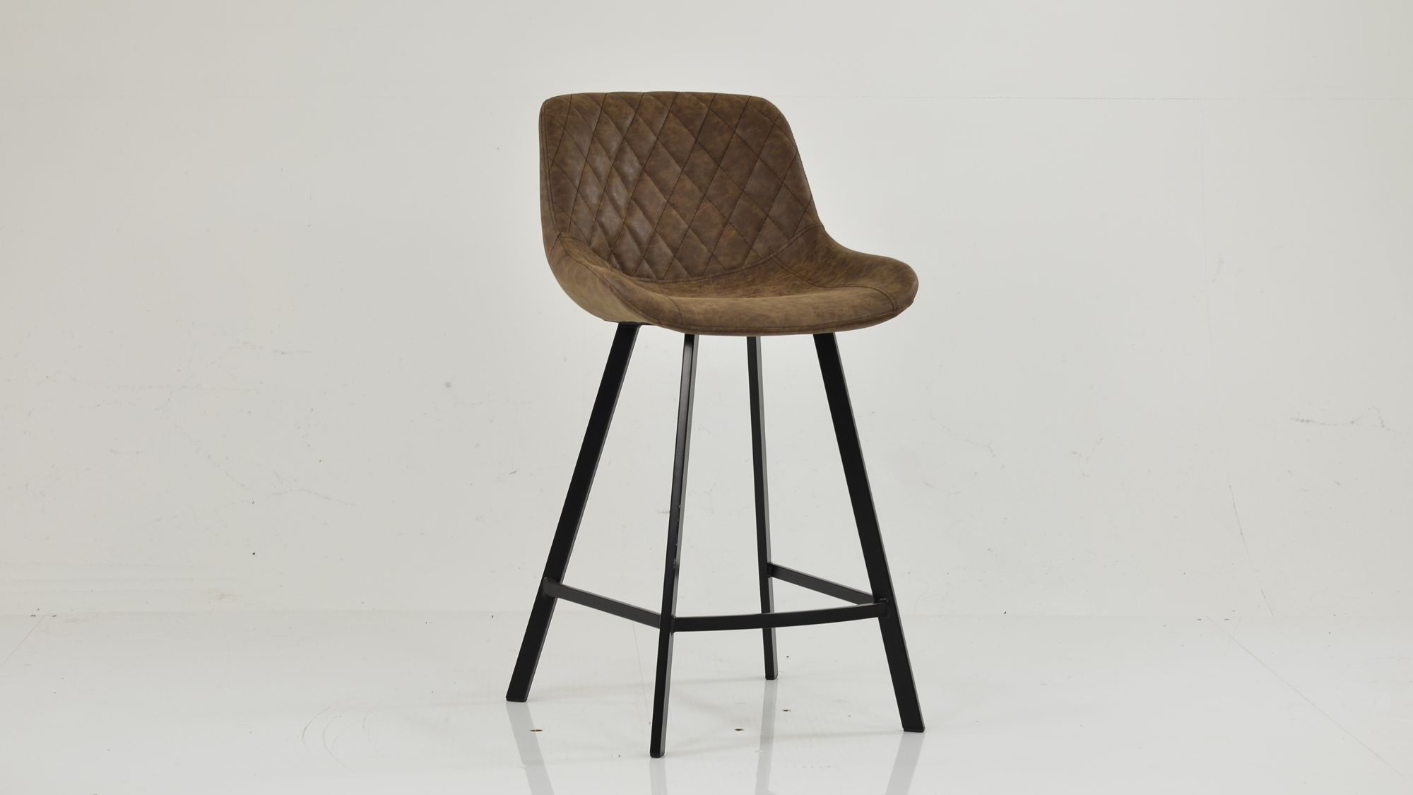 Lakeland Furniture Welcomes Spring with Softer, Nature-Led Seating