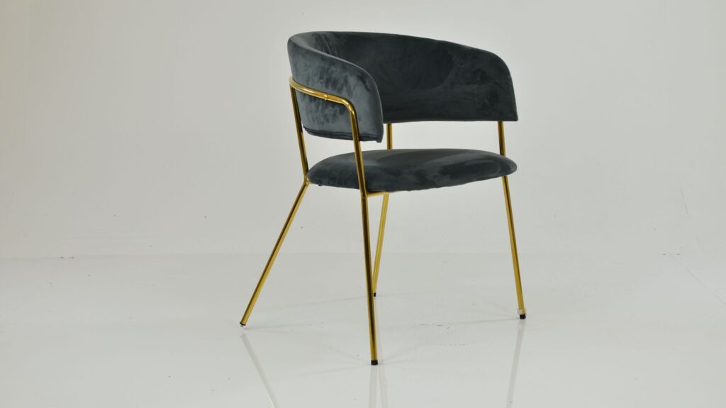 Five Dining Chair Mistakes Making Everyday Meals More Chaotic