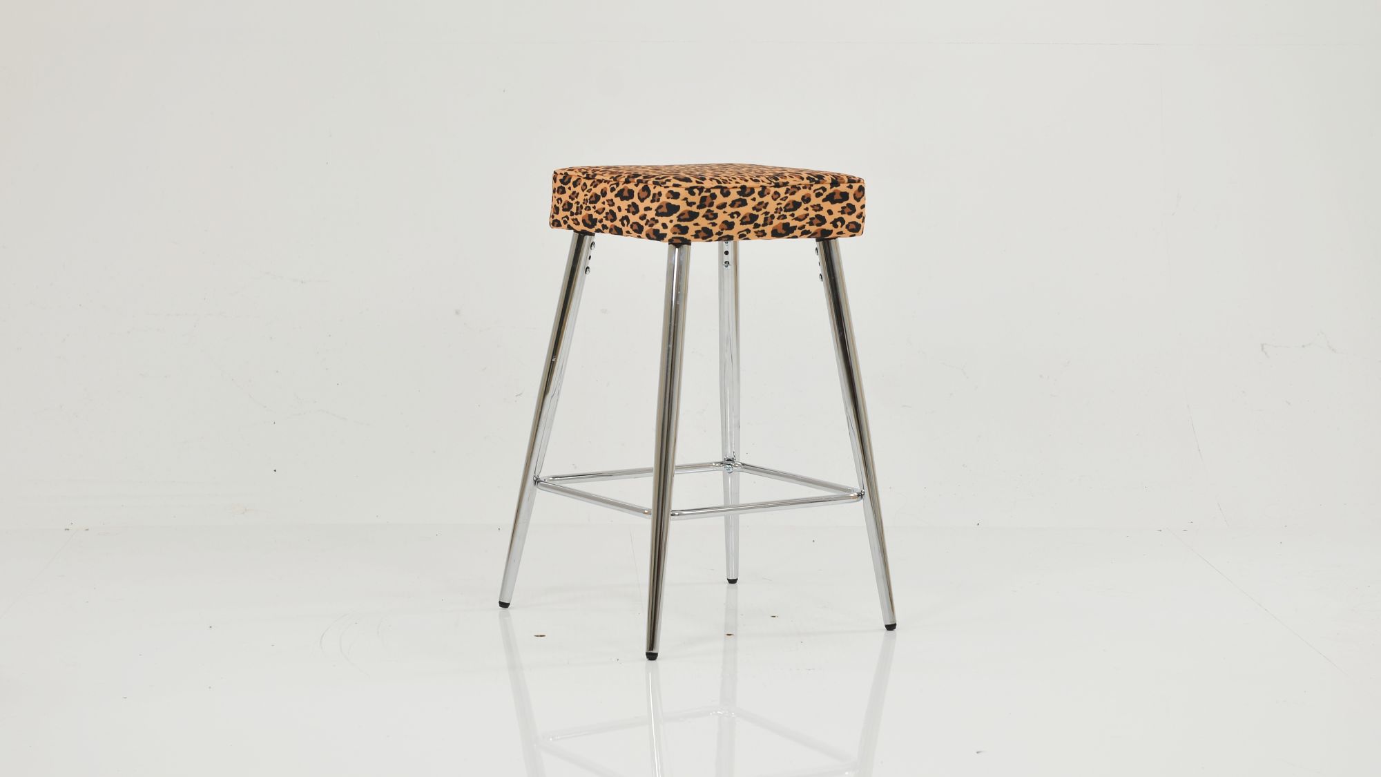 Lakeland Furniture Puts a Contemporary Spin on Leopard and Zebra Print