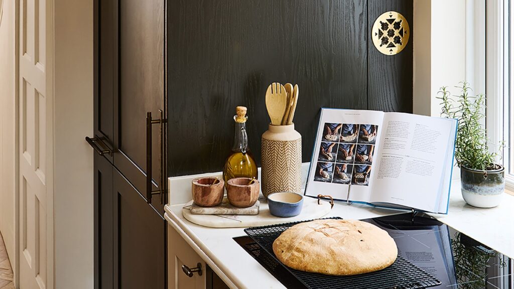 Thorndown Unveils Two Winter Colour Palettes for Cosy, Characterful Interiors